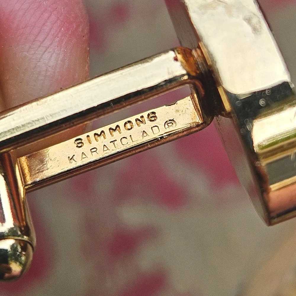 Vintage 50s 60s MCM Simmons Karatclad Gold Tone Oval Cufflinks Tie Tac Set Mens